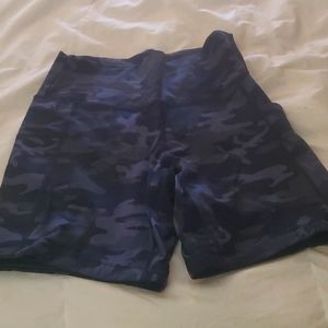 Cvg 7" camo shorts